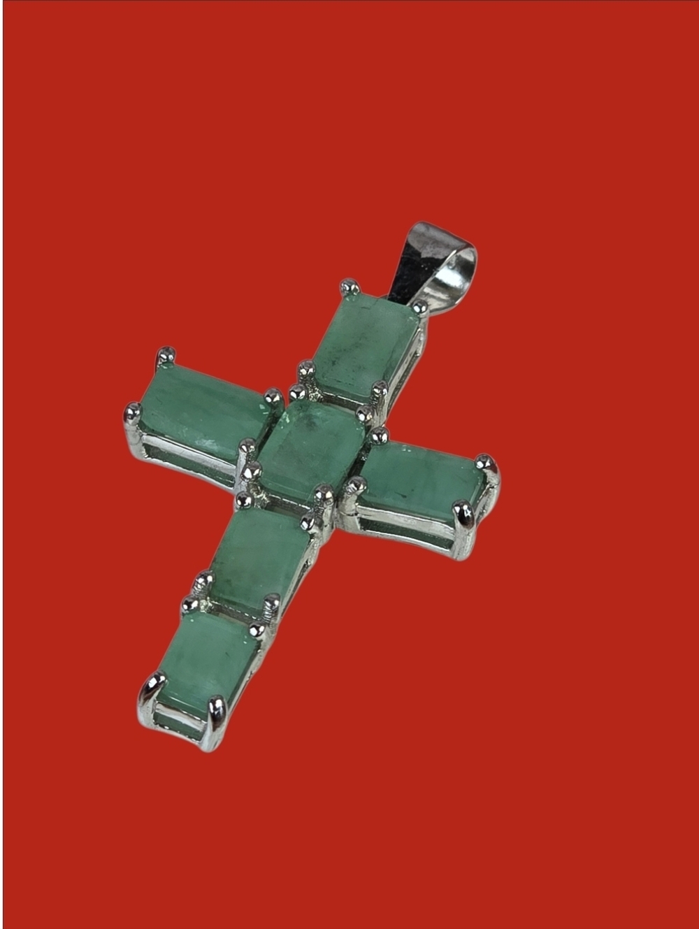 925 Sterling Silver Cross Pendant with Natural Emerald